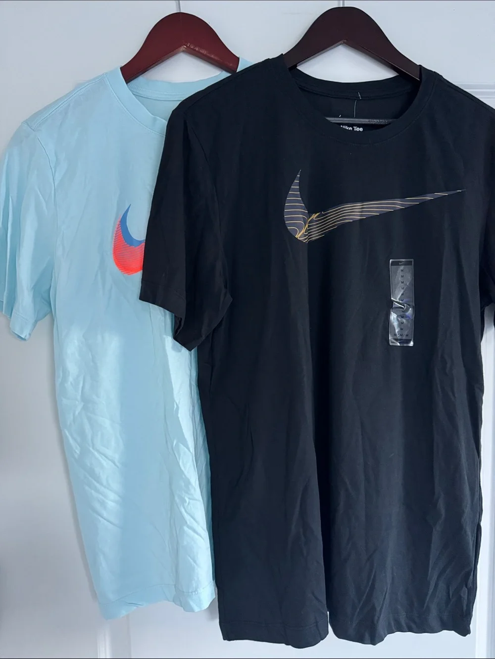 NWT Nike Men’s The Nike Tee Graphic T-Shirt Set M